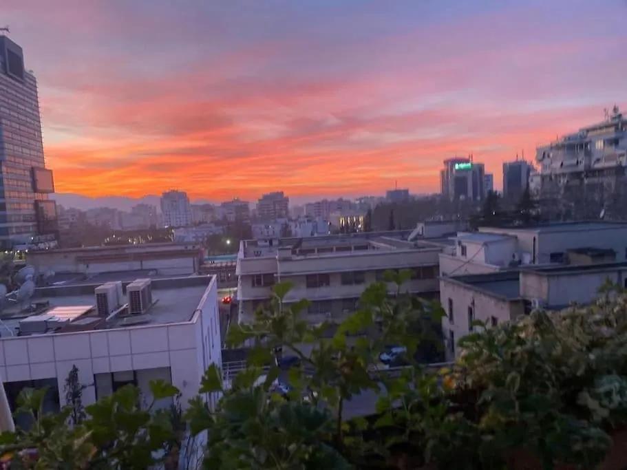 Rtsh Apartment ティラナ